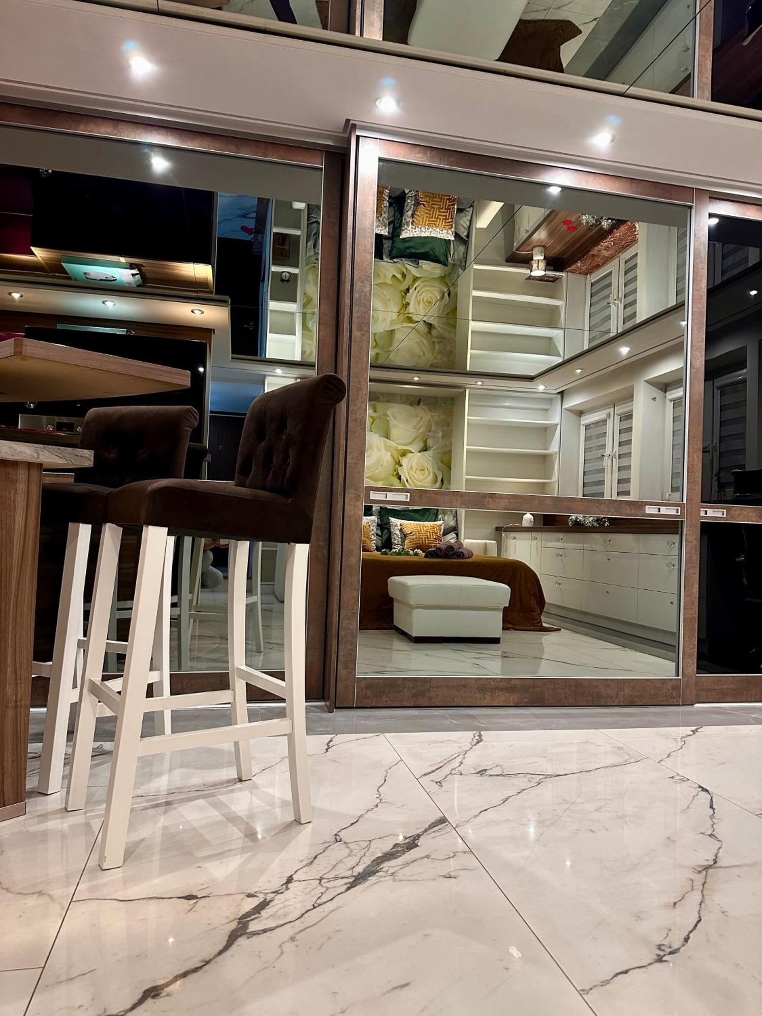 Deluxury Mirror Apartament Centrum 华沙 外观 照片