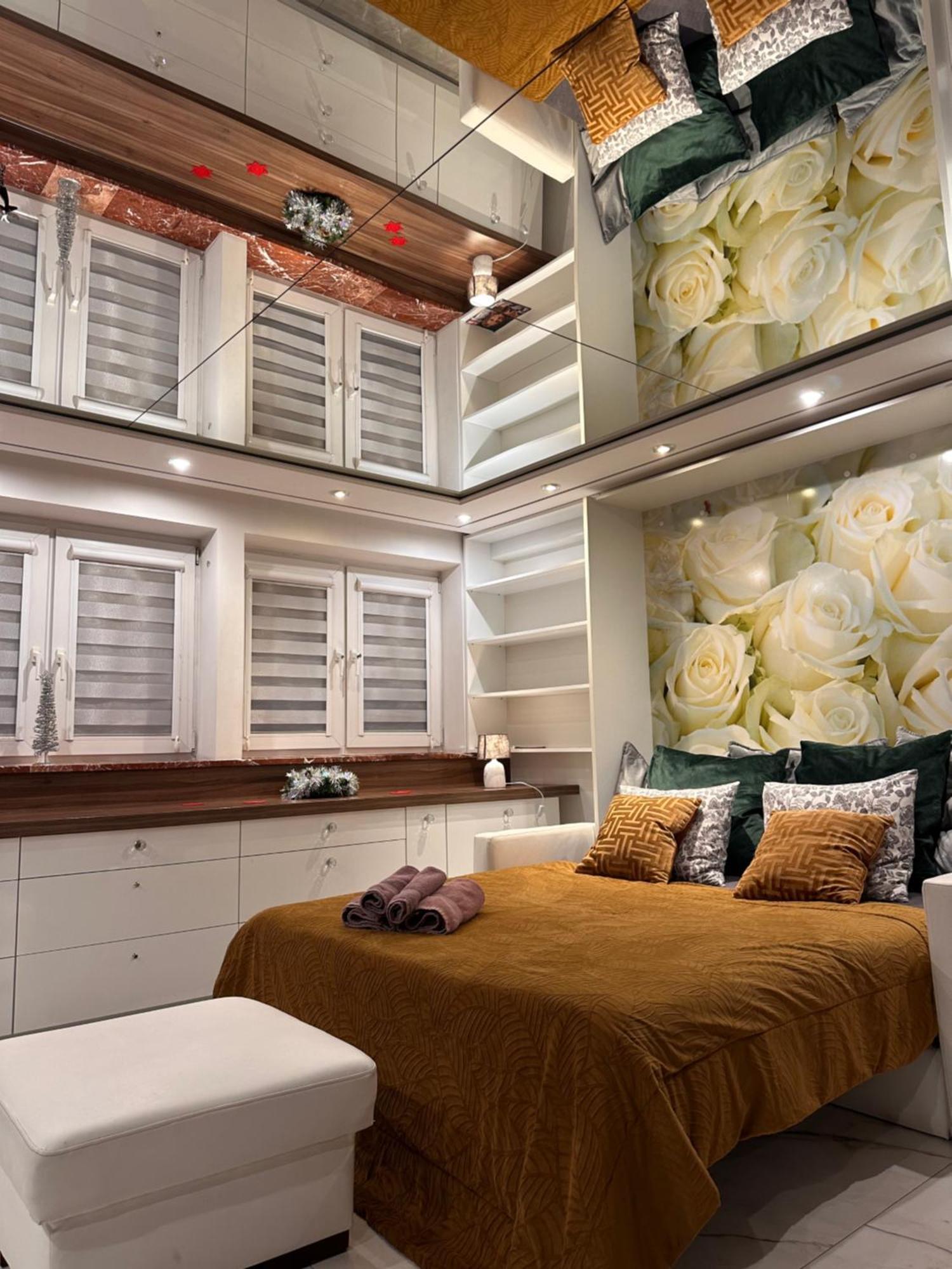 Deluxury Mirror Apartament Centrum 华沙 外观 照片