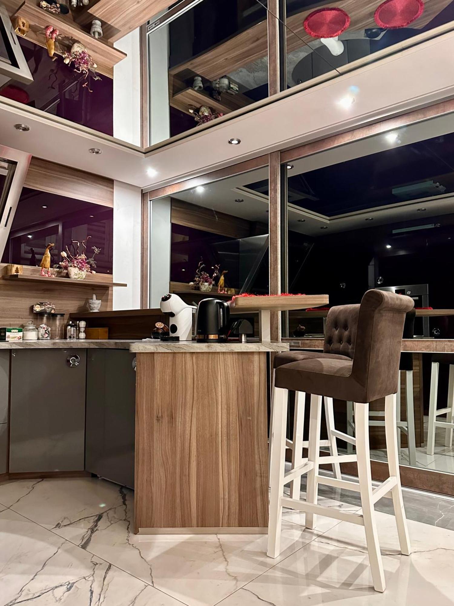 Deluxury Mirror Apartament Centrum 华沙 外观 照片